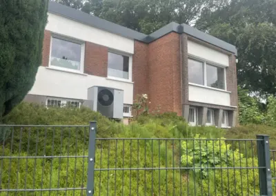 Aufstellung am Hang durch innovative Fördertechniken möglich.